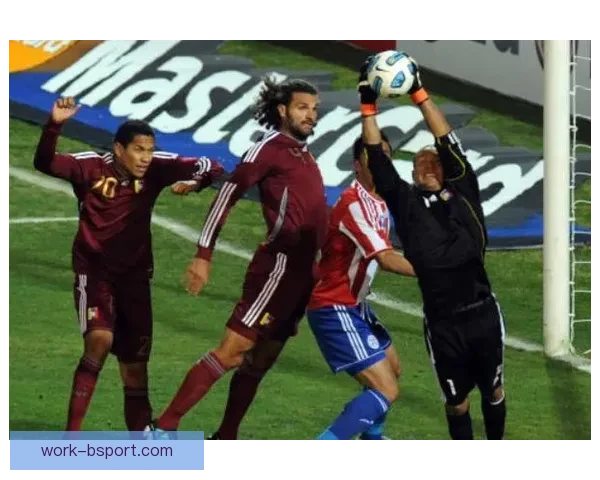 维尼修斯国家队罚丢点球错失绝杀委内瑞拉良机引发球迷热议与反思