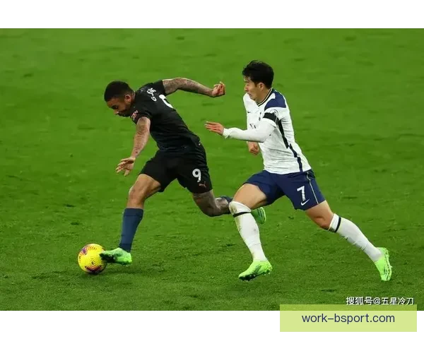 乌多吉左路精彩插上破门 打入英超首球助热刺迎胜利